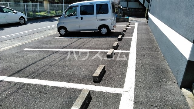 2/11 駐車場
