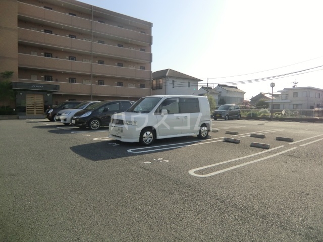 21/24 駐車場