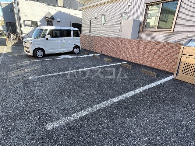 19/27 駐車場