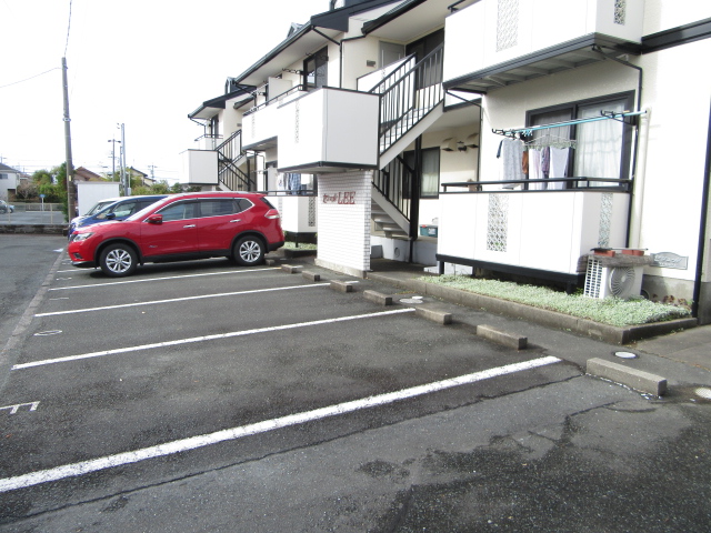 26/30 駐車場