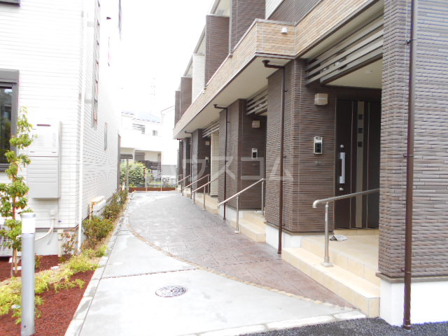 29/30 エントランス