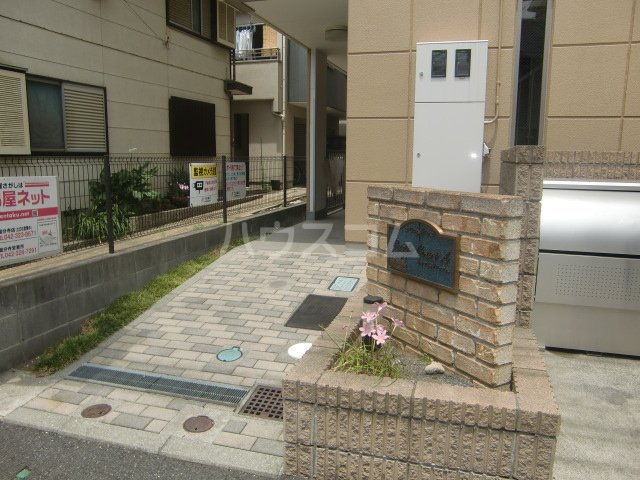 3/5 エントランス