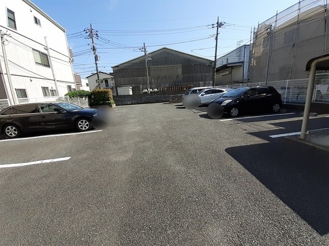 15/20 駐車場