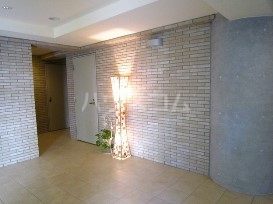 3/7 エントランス