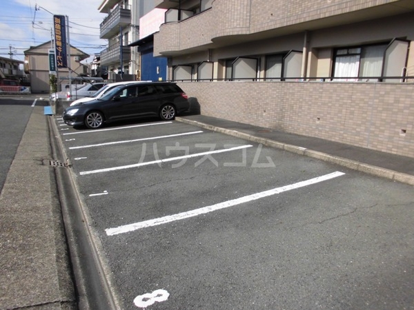 14/22 駐車場