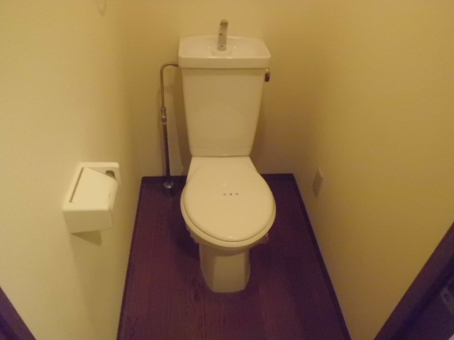 16/30 トイレ
