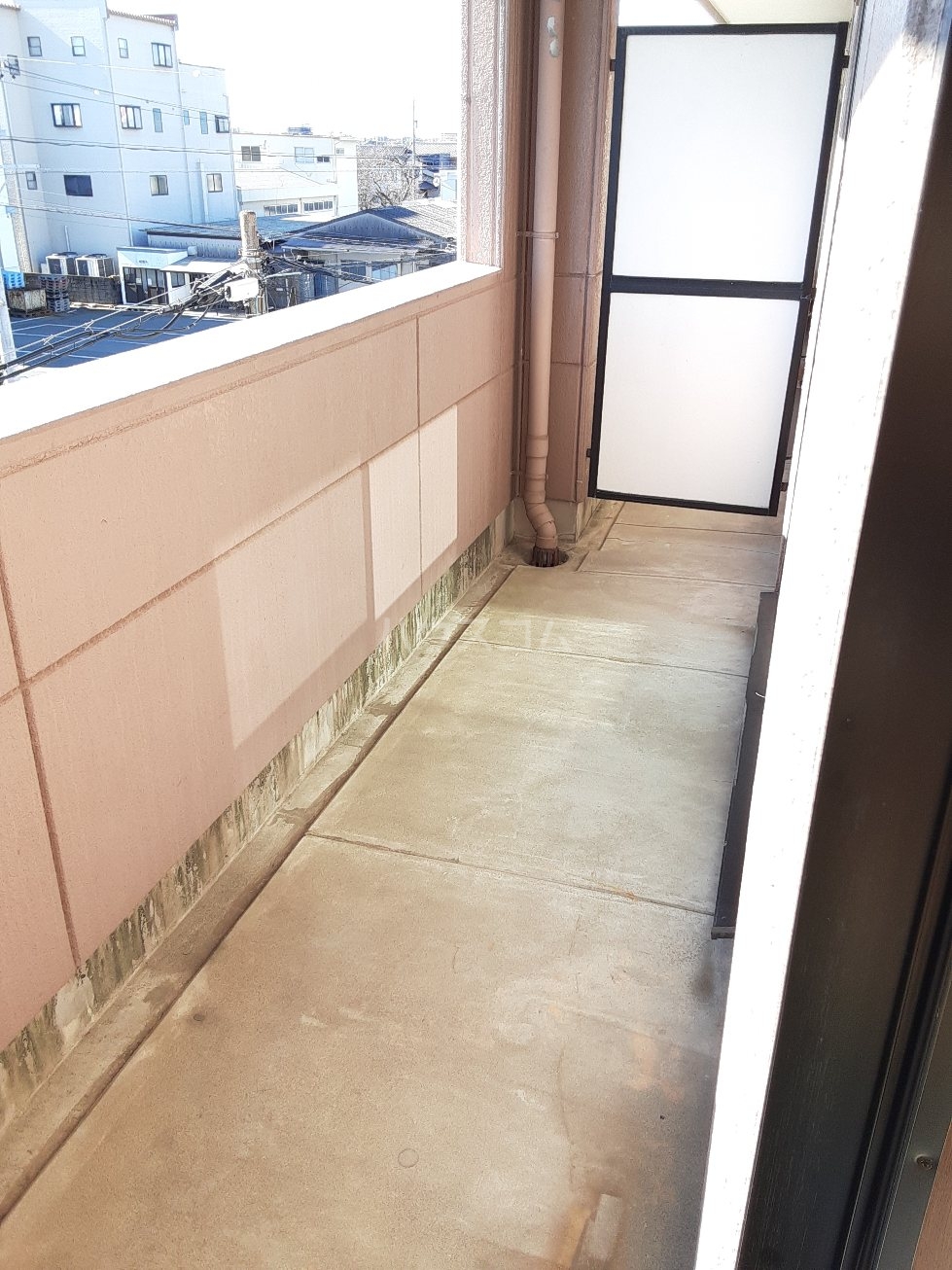 25/30 バルコニー