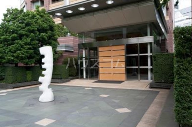 2/3 エントランス