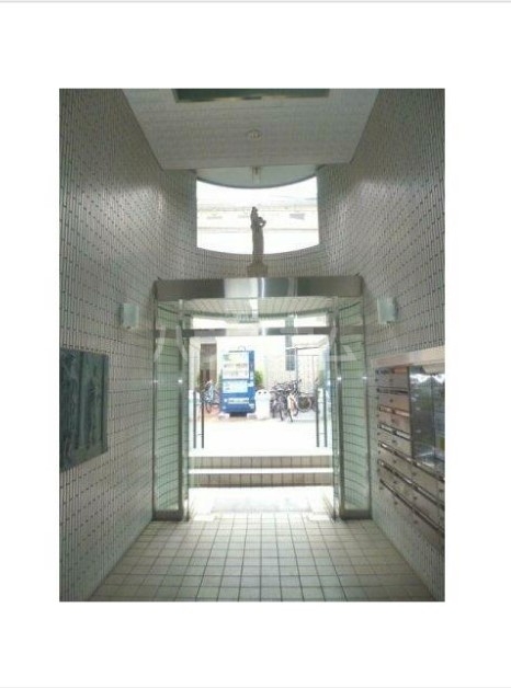 3/5 エントランス