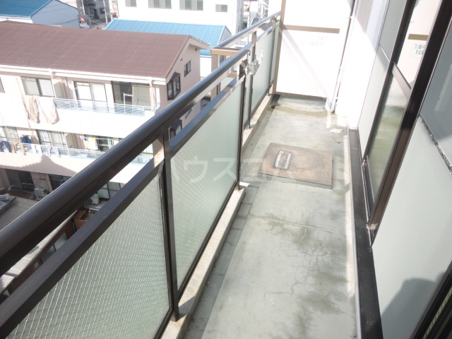 17/27 バルコニー