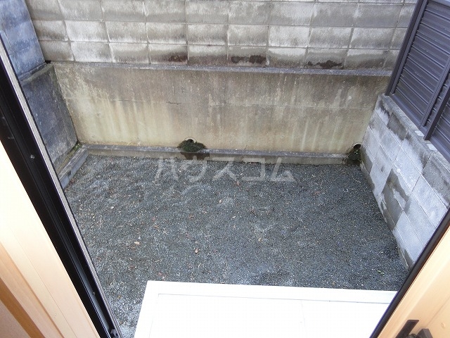 25/30 バルコニー