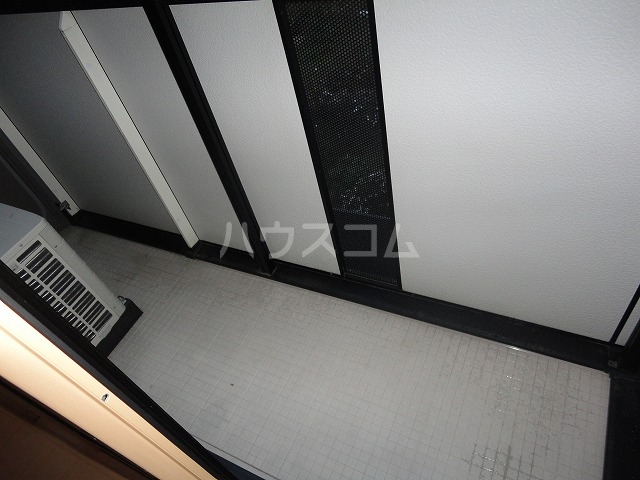 13/25 バルコニー