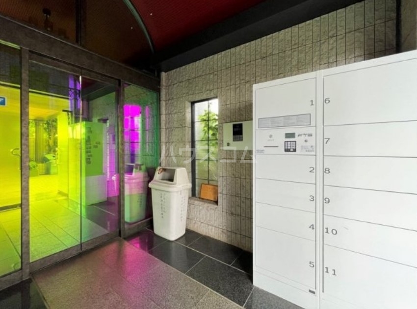 15/22 エントランス