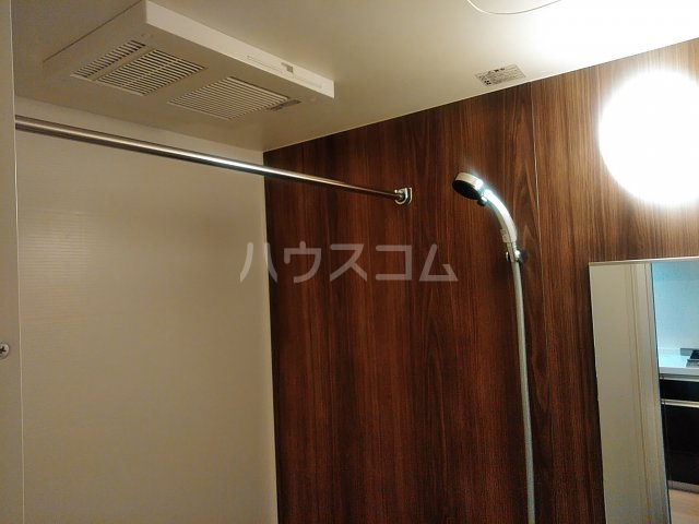13/30 浴室