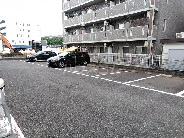 5/8 駐車場