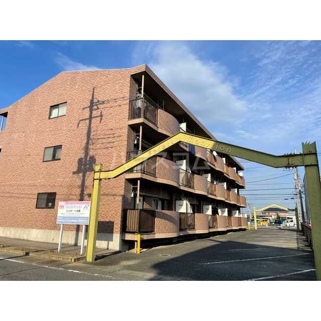 2/30 外観