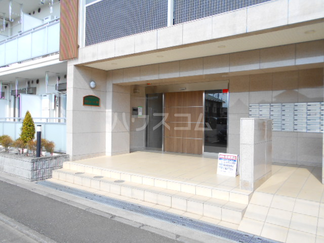 29/30 エントランス