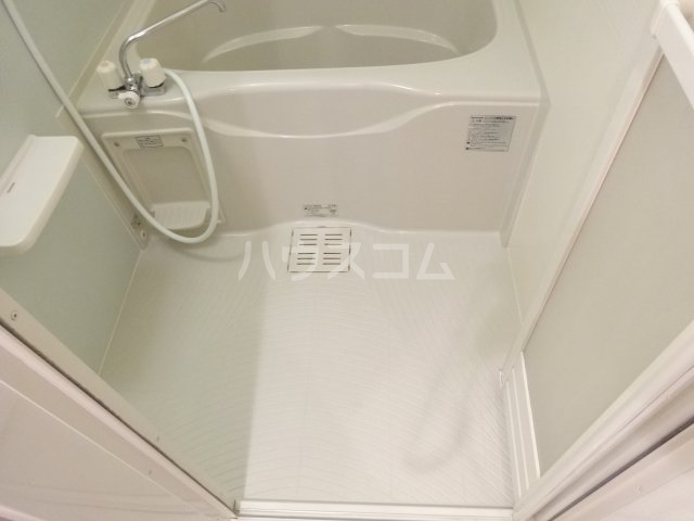13/30 浴室