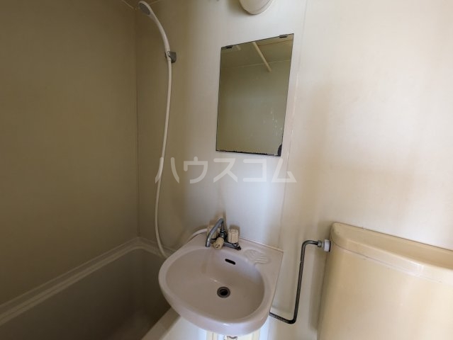 13/30 洗面