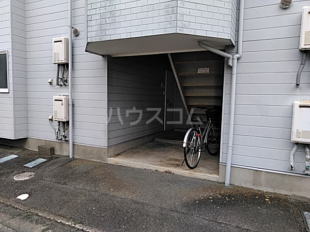 20/26 エントランス