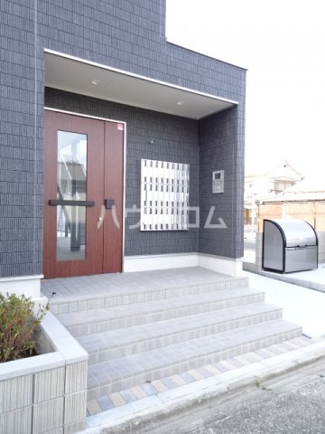 20/29 エントランス