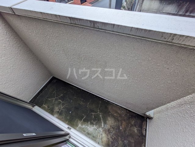 18/25 バルコニー