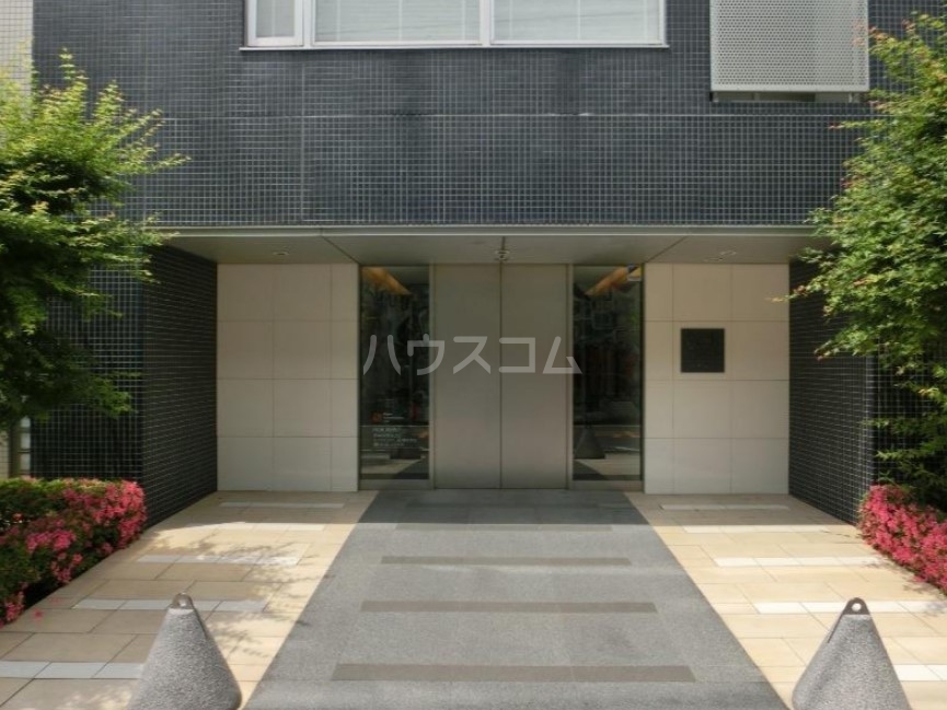 15/16 エントランス