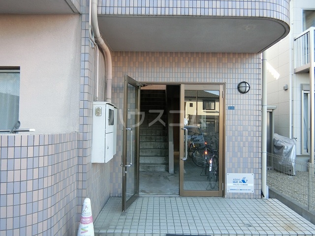 13/17 エントランス