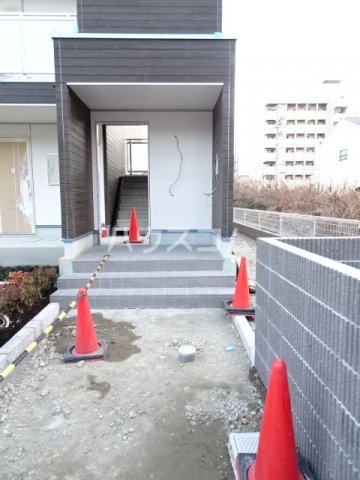 14/22 エントランス