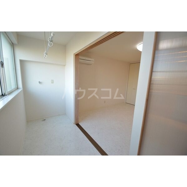 13/20 バルコニー