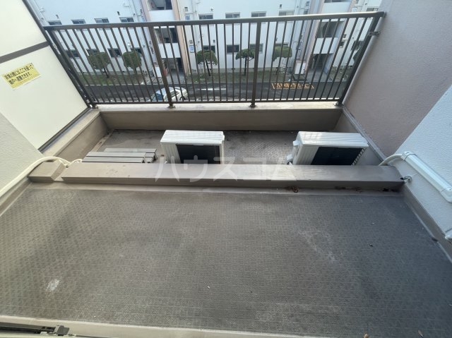18/30 バルコニー