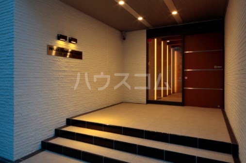 5/8 エントランス