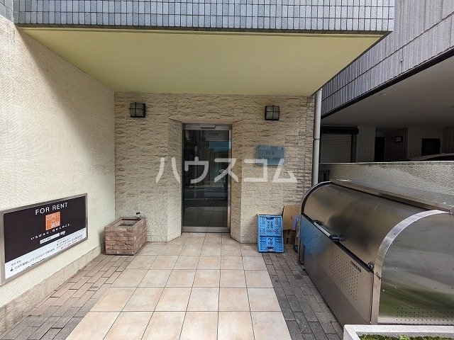 7/11 エントランス