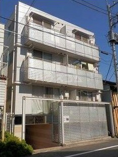 22/24 エントランス