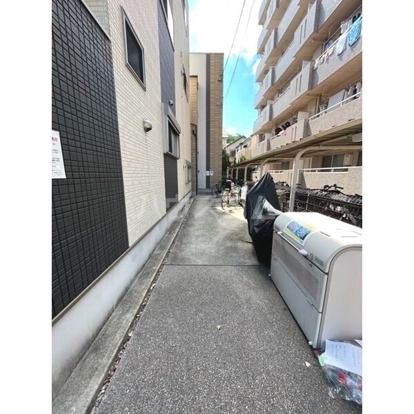 17/23 エントランス