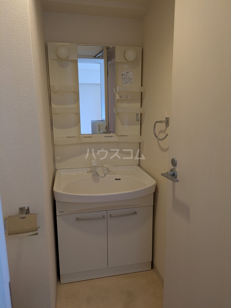 15/30 洗面