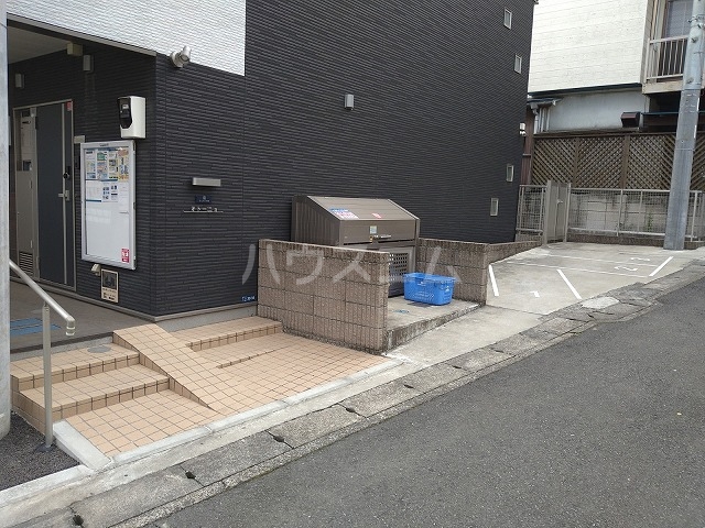 2/24 外観