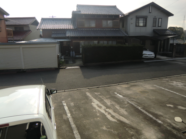 22/25 駐車場