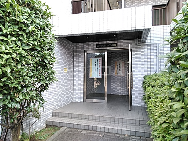 3/7 エントランス