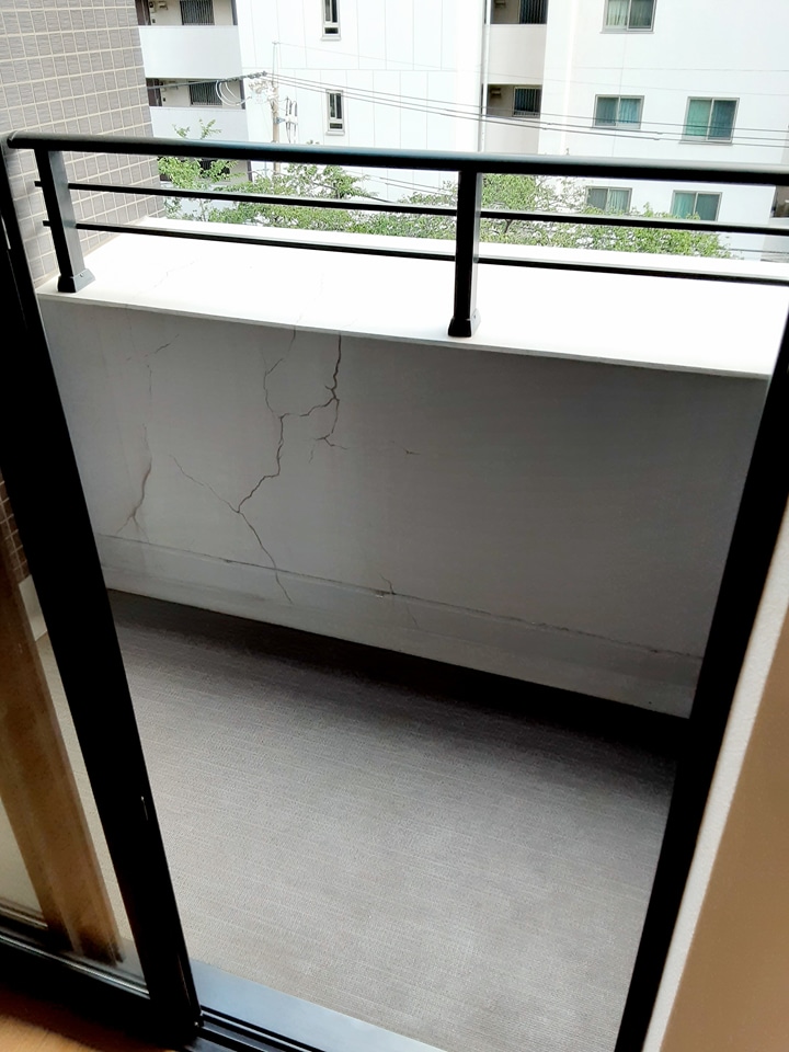 19/30 バルコニー