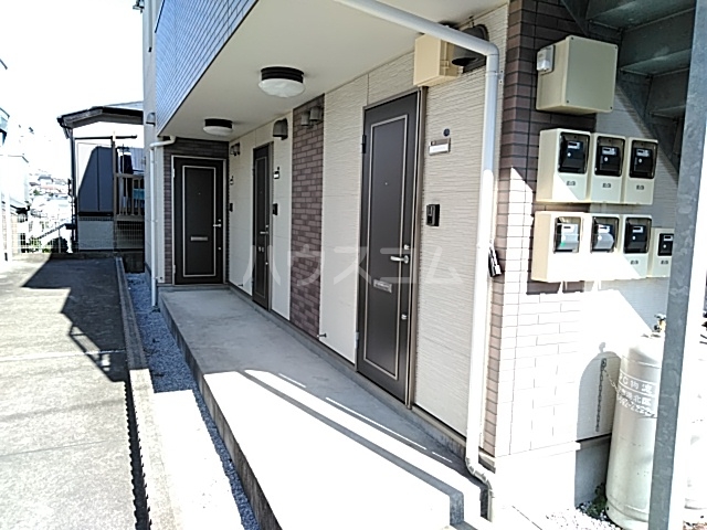 22/30 エントランス