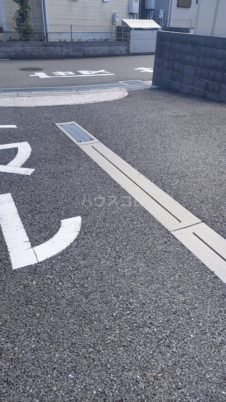 10/11 駐車場