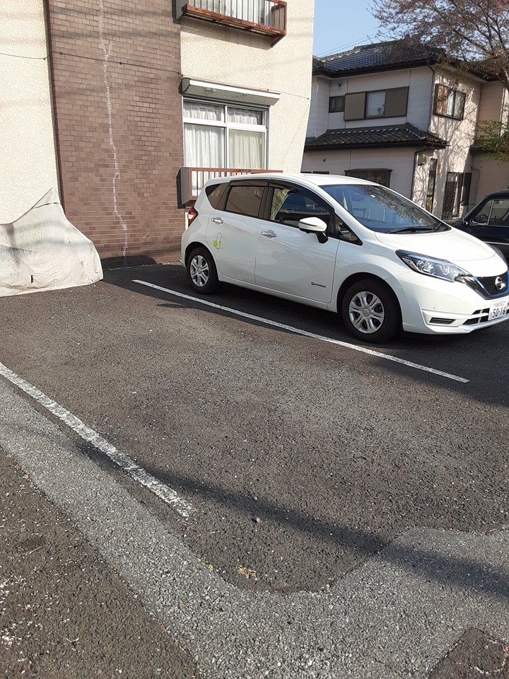 20/28 駐車場