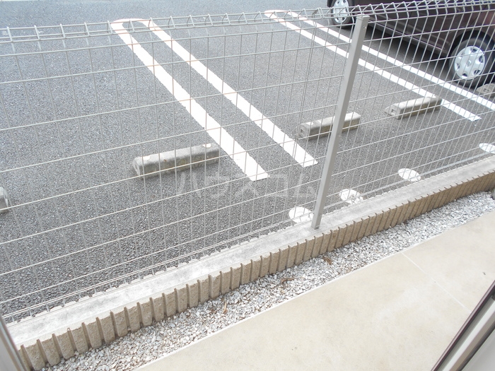 18/26 バルコニー