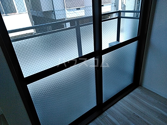 18/30 バルコニー