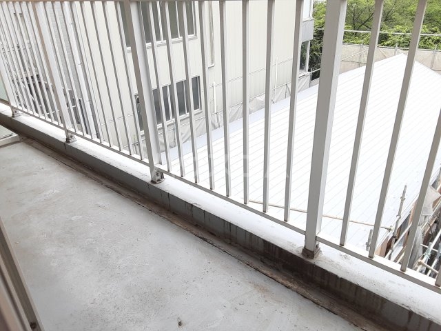 20/30 バルコニー