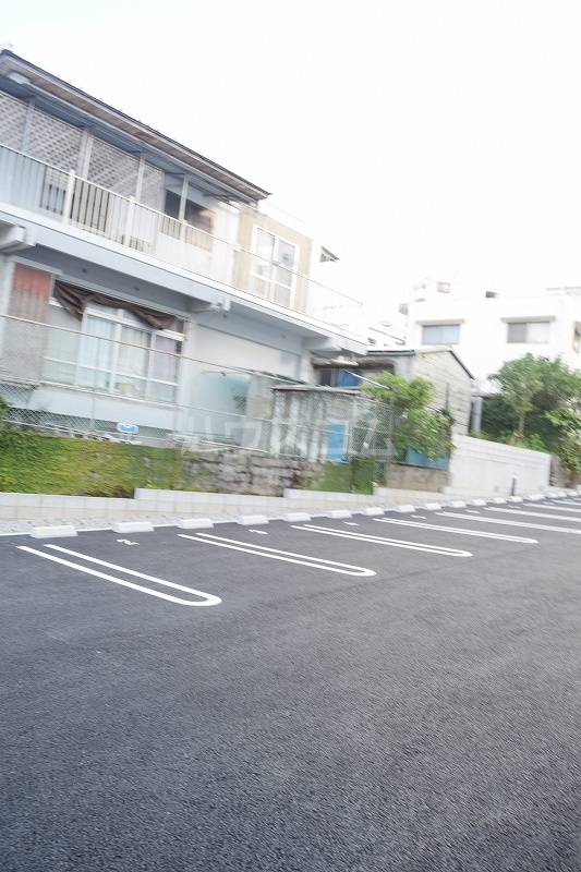14/21 駐車場