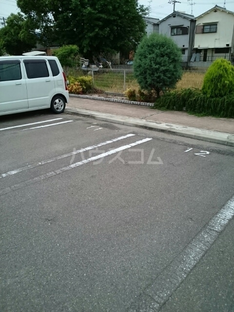 2/8 駐車場