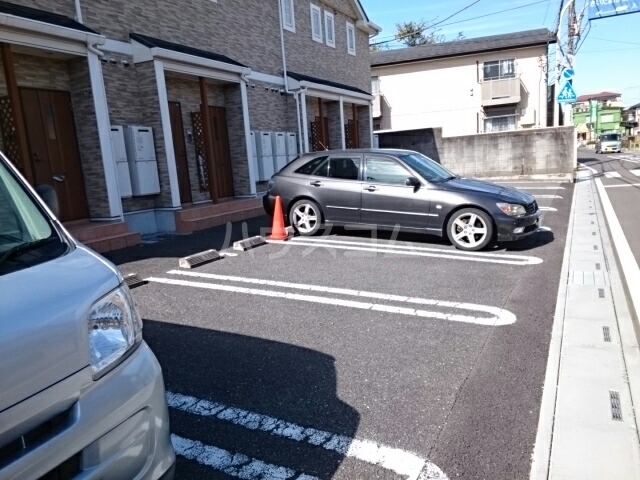 14/20 駐車場