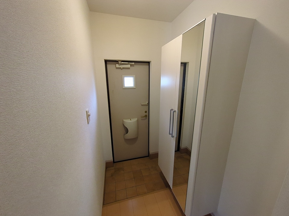 14/30 玄関